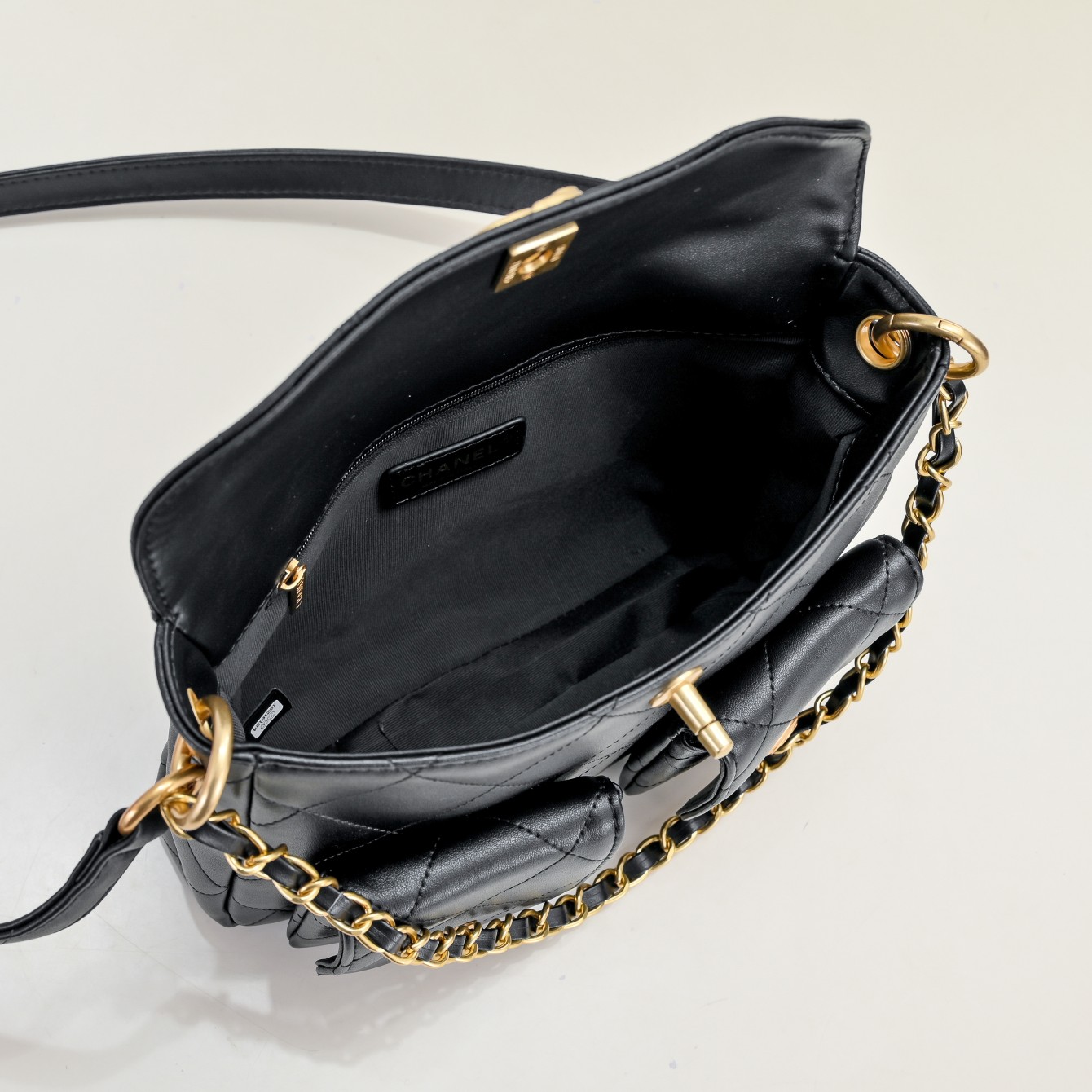 Chanel 24p Underarm Hoho Hippie Bag Small Shoulder Bag Handbag