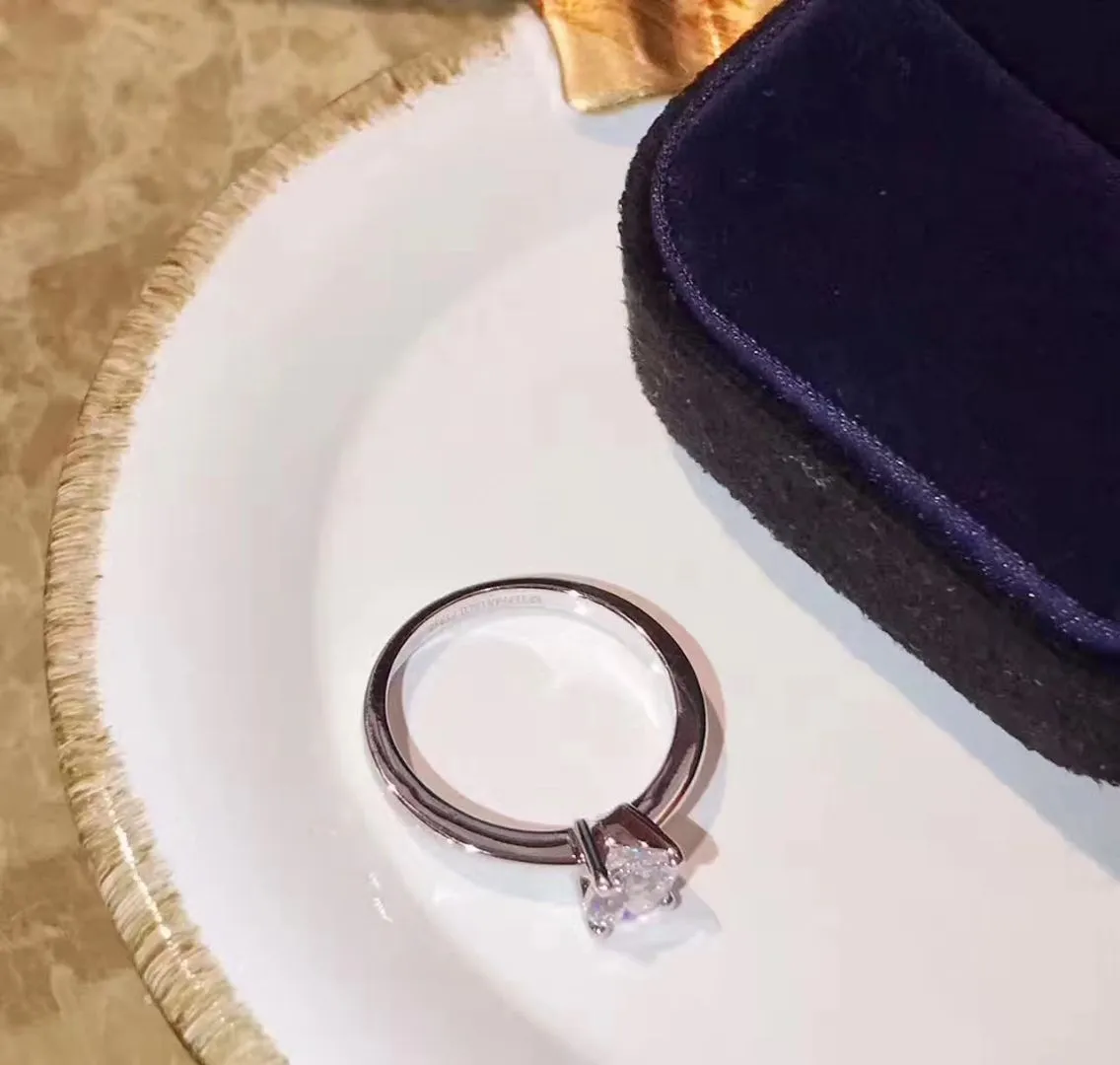 Hot Tiffany Setting Engagement White Gold Female Dimonda Ring Widding Ring In Platinum