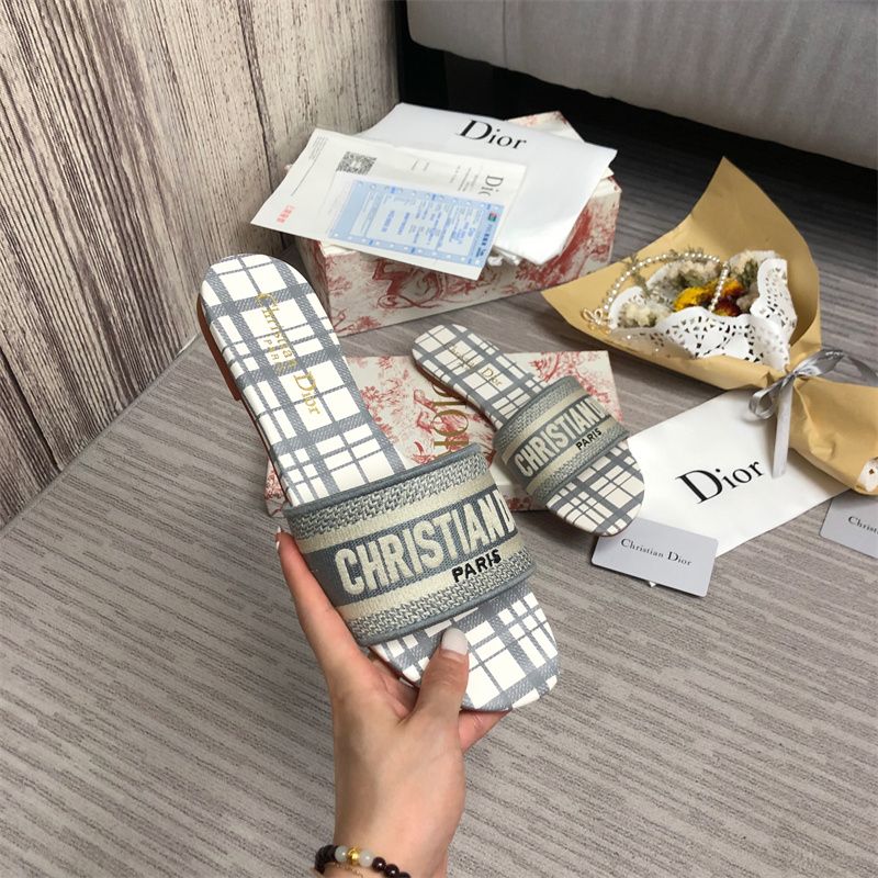 Dior DWAY Slide Slipper Sandals (Replica)