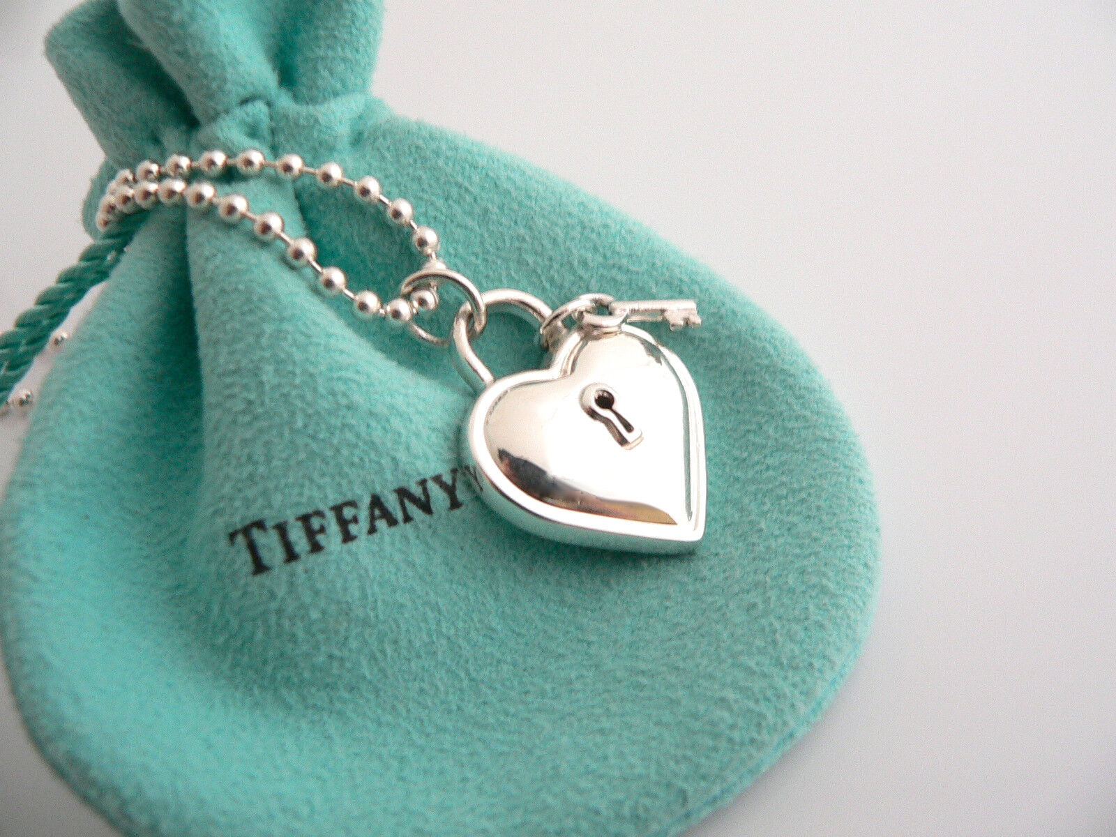 Tiffany & Co Large Heart Key Necklace Pendant Charm 34 In Chain Gift Love Pouch