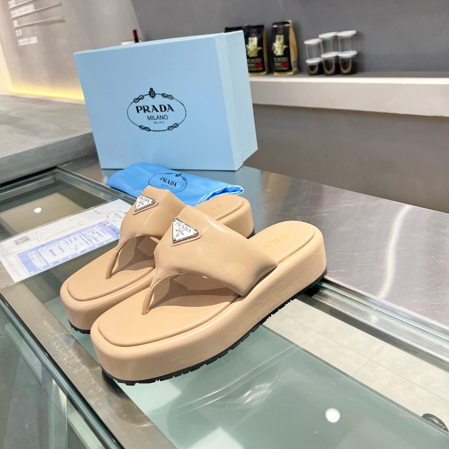 Prada Soft-Soled Leather Flip-Flops Slide Sandal (Replica)