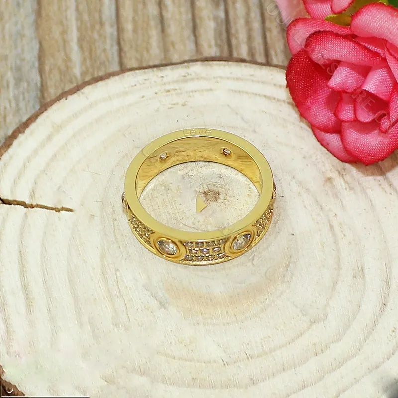 Replica Cartier Love Ring 18k Yellow Gold Paved Diamonds With 6 Big Diamonds N4210401