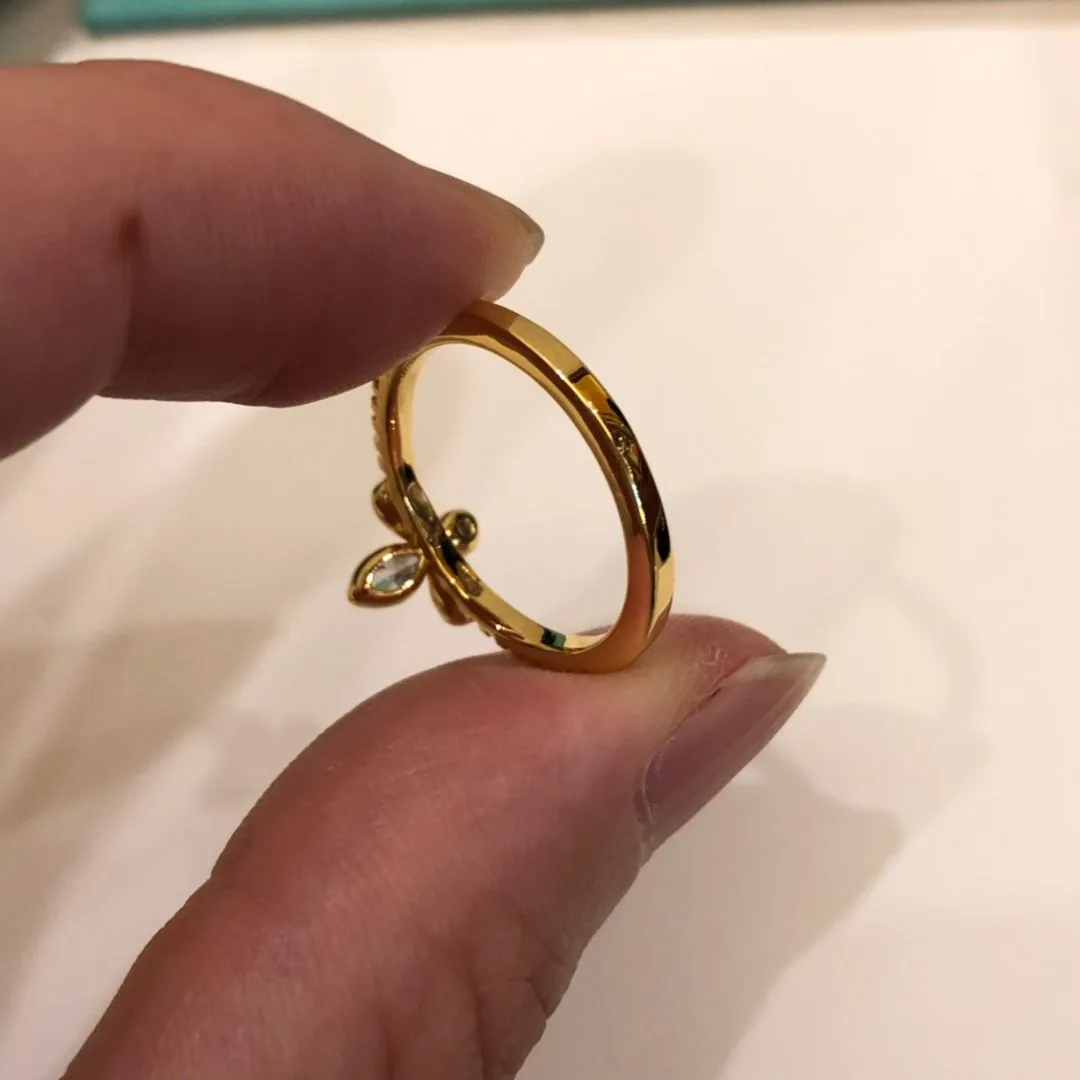 Classic Tiffany Fleur de Lis Petaloid Charm Women Diamonds Ring Silver/Yellow Gold/ Rose Gold