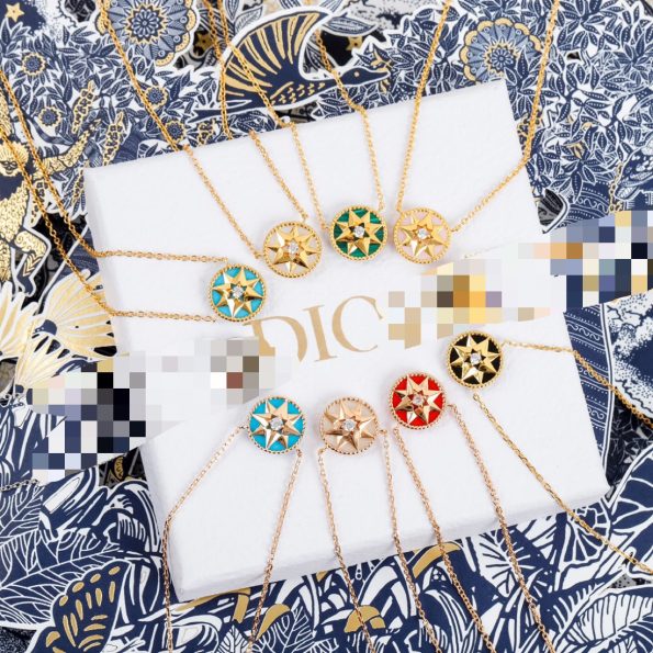 ROSE DES VENTS NECKLACE Dupe