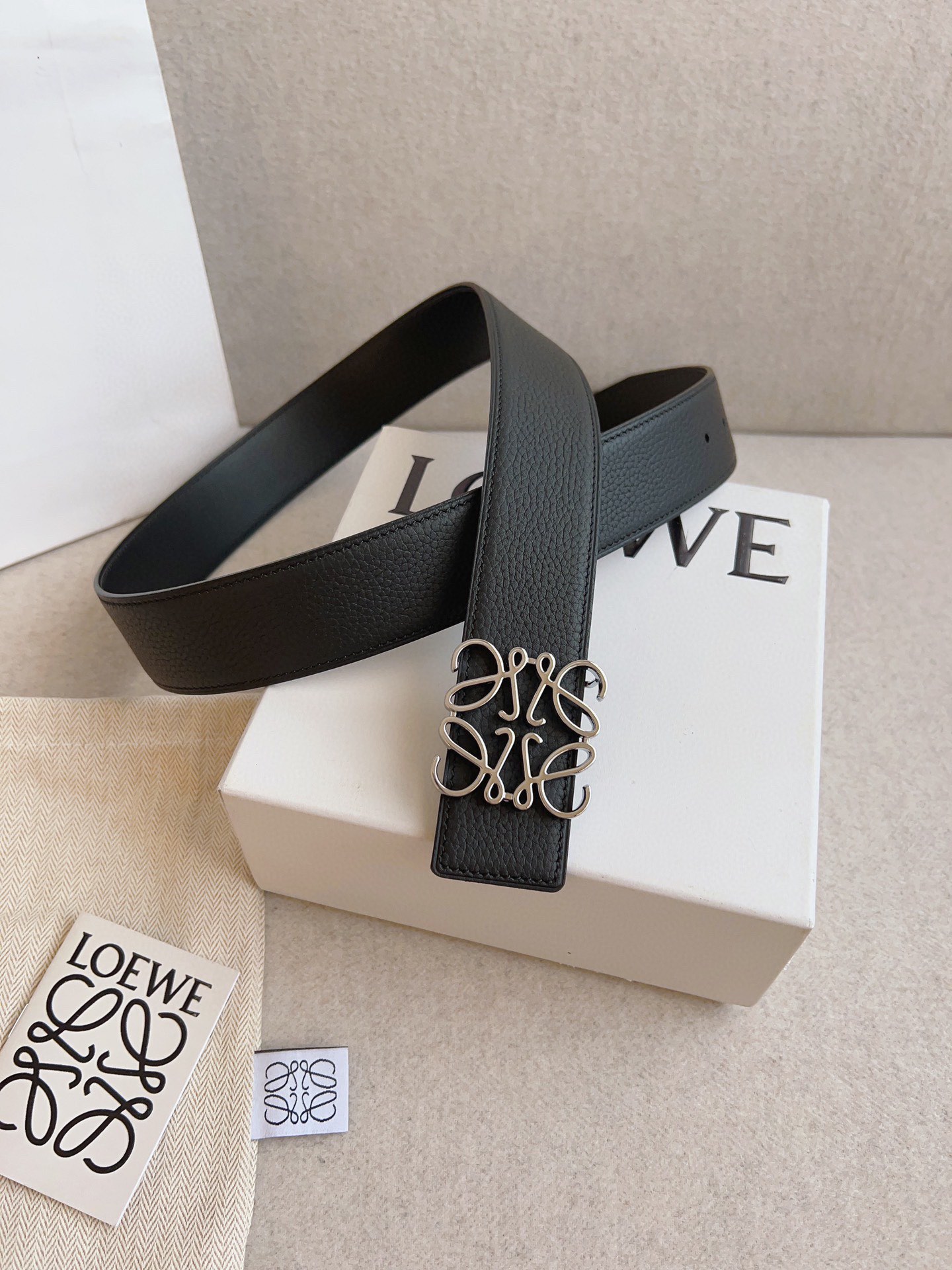 Loewe Leather Belts 1:1 Mirror Version