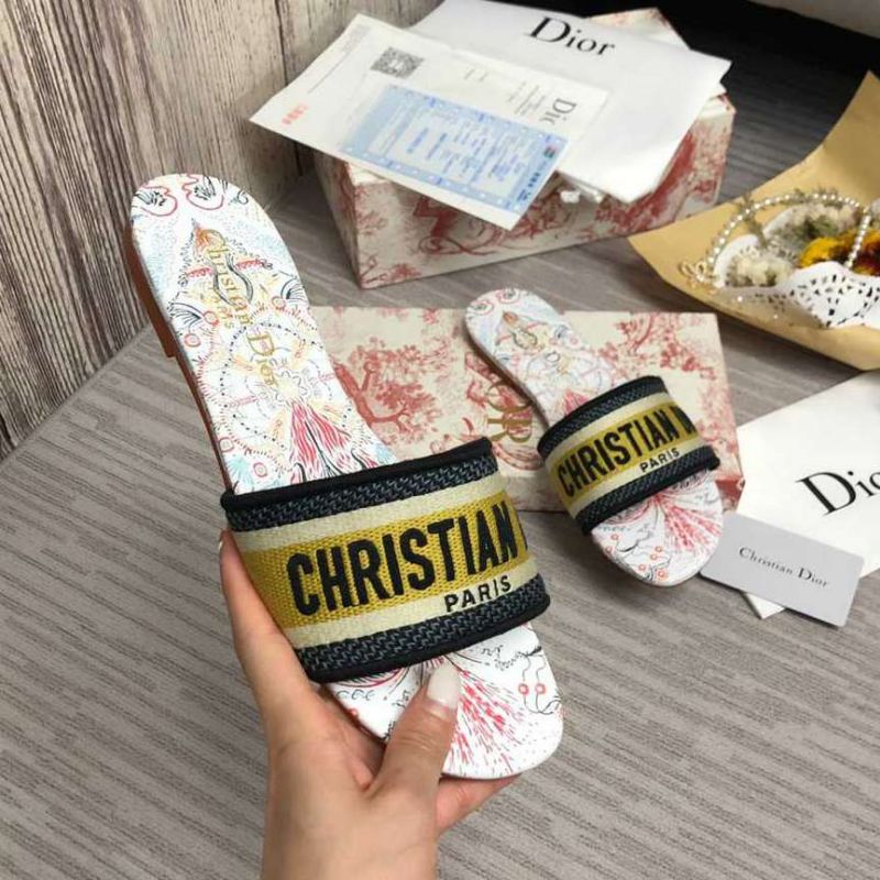 Dior DWAY Slide Slipper Sandals (Replica)