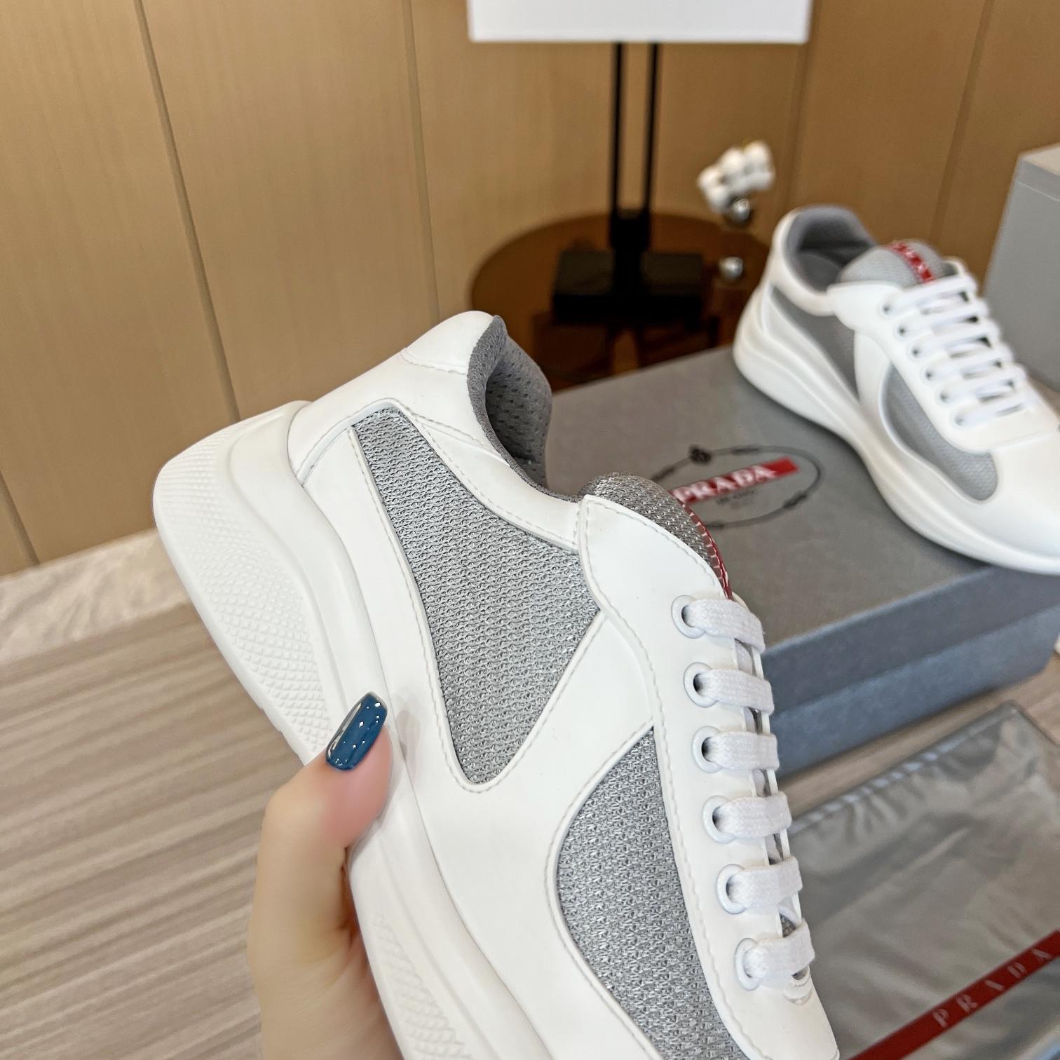 Prada Sneakers Shoes (Replica)