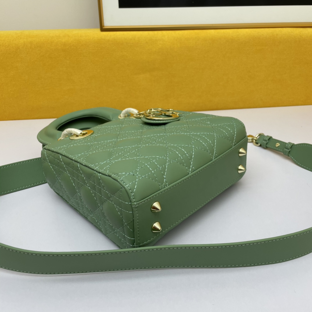 Dior The LADY D-LITE Bag AAA Quality