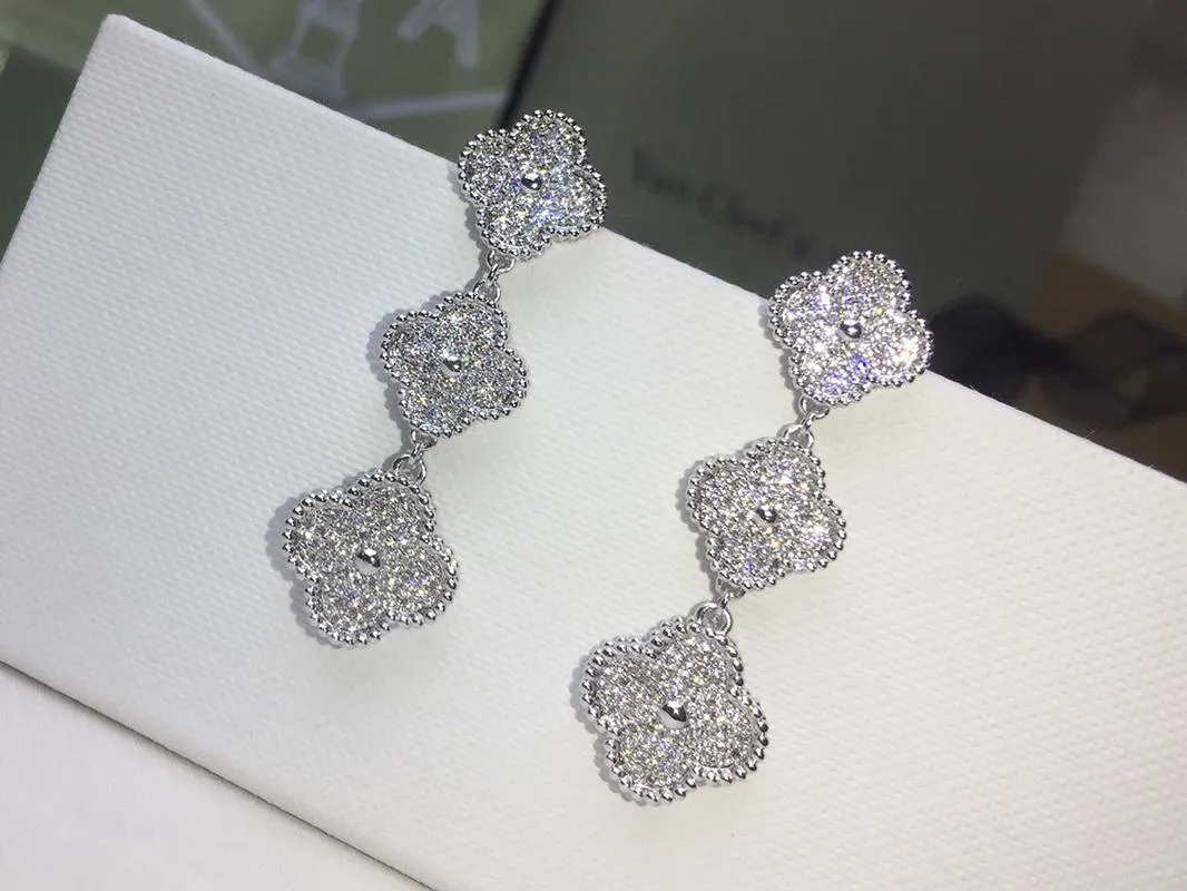 Van Cleef & Arpels Magic Alhambra Earrings 3 Motifs With Pave Diamond