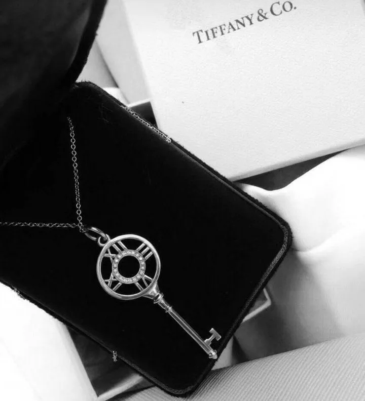 Tiffany Atlas Keys Silver/Pink Gold Pendant Necklace Studded Wholesale GRP09003/GRP08994