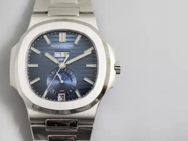 Nautilus 5726/1A-014 Annual Calendar, Moon phases 40.5 mm,Steel