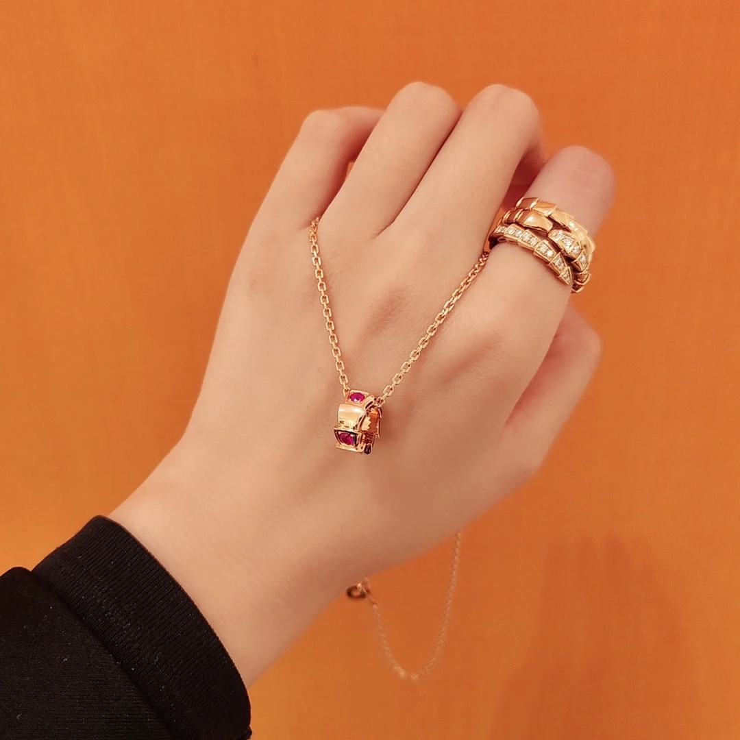 Bulgari SERPENTI VIPER NECKLACE