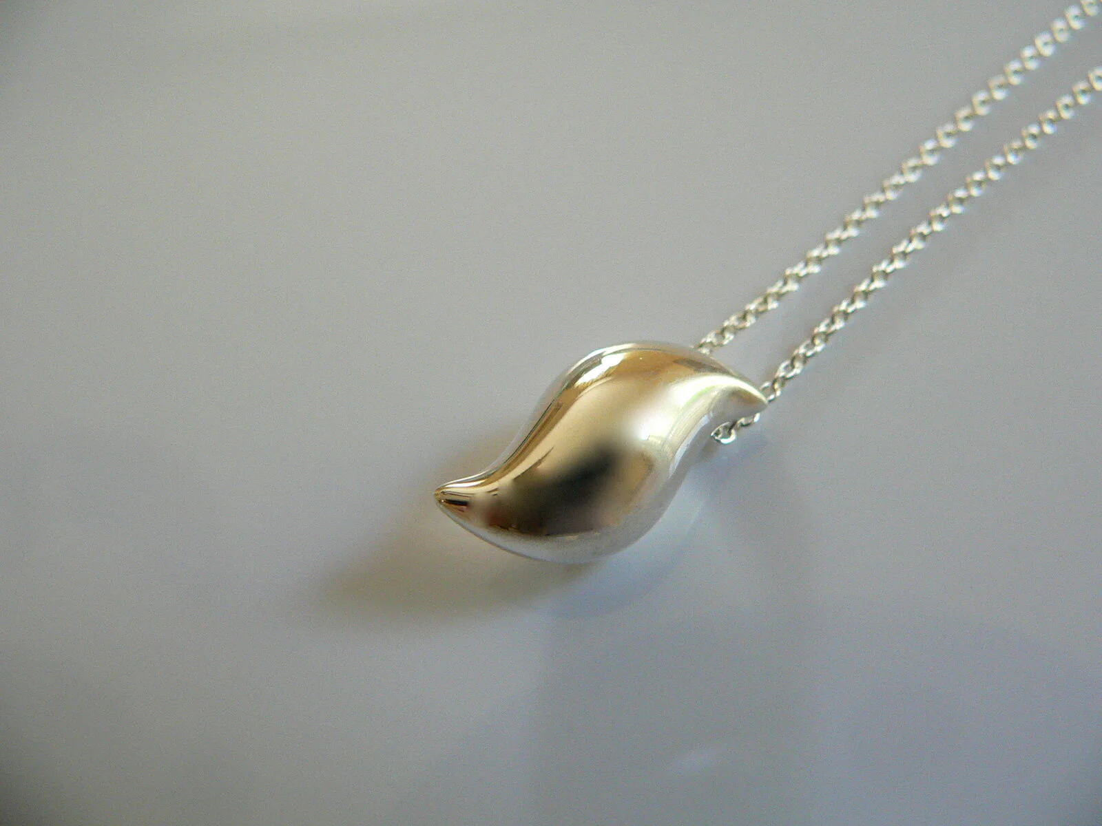 Tiffany & Co Silver Elsa Peretti Feather Necklace Pendant Chain Rare Gift Love