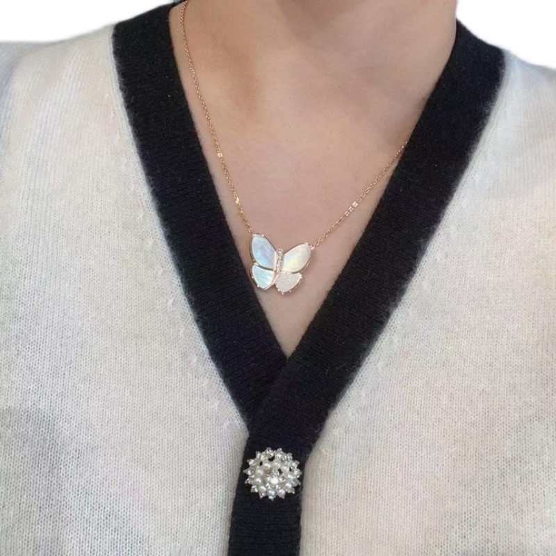 Van Cleef & Arpels Large Butterfly Necklace with Diamonds, Two Butterfly pendant