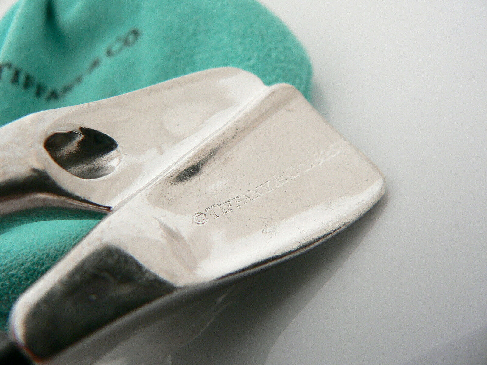 Tiffany & Co Silver Scuba Flipper Fins Black Rubber Key Ring Chain Keychain Gift