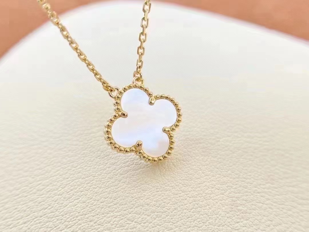 Van Cleef Necklace Dupe, Clover Necklace, Vintage Alhambra pendant