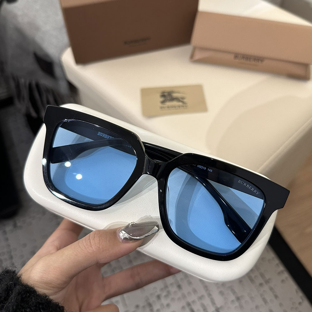 Burberry Stylish temperament Sunglasses Top quality （Replica）