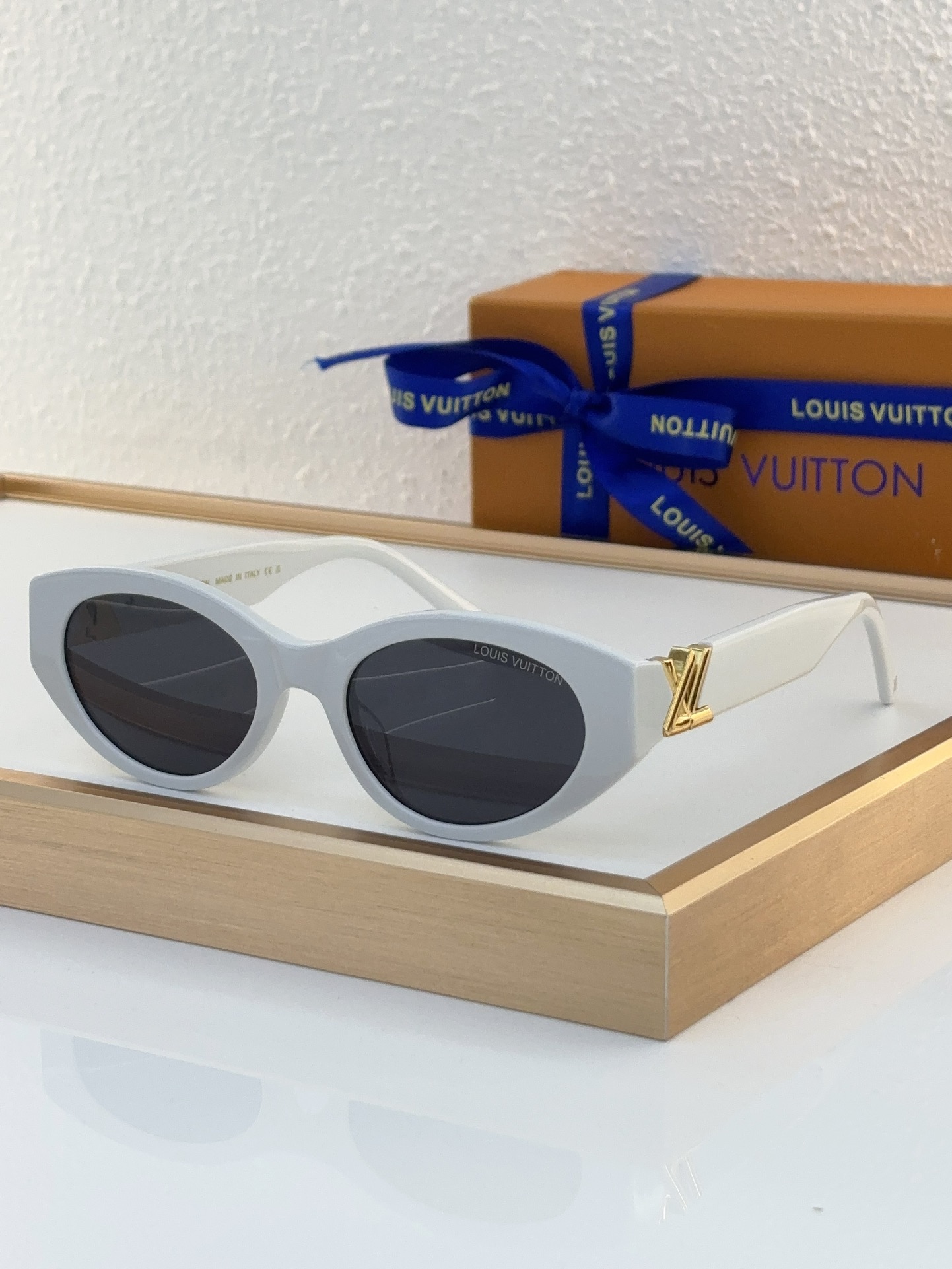 Louis Vuitton LV Sunglasses