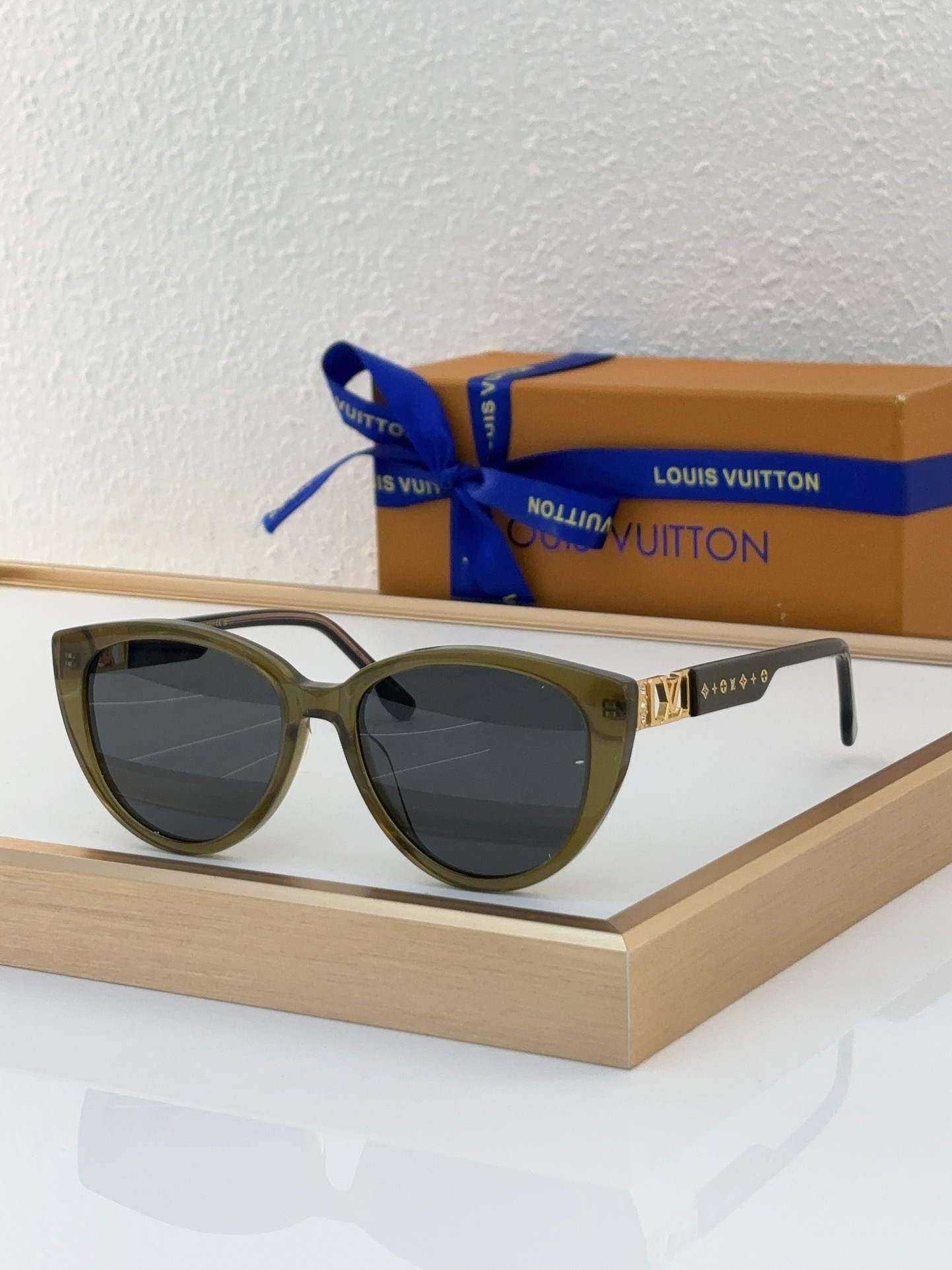 Louis Vuitton LV Sunglasses