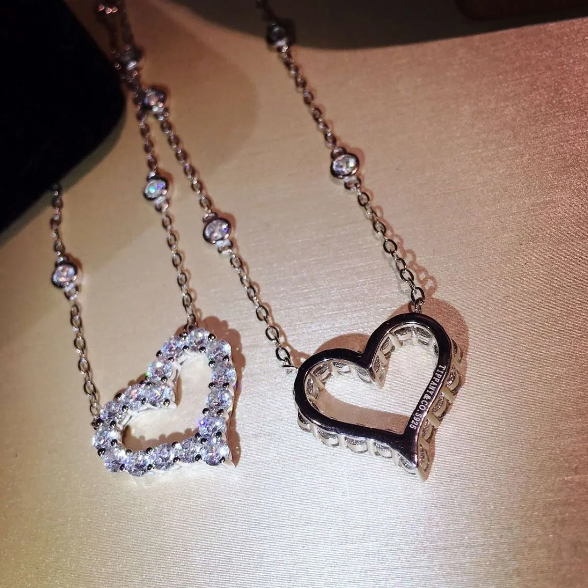 Timeless Style Tiffany Platinum Heart Pendant Ladies 925 Silver Diamonds Necklace Uk