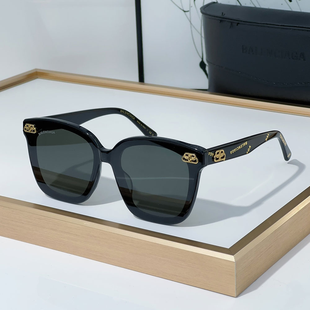 Balenciaga Mirror leg Logo  sunglasses Top quality （Replica）