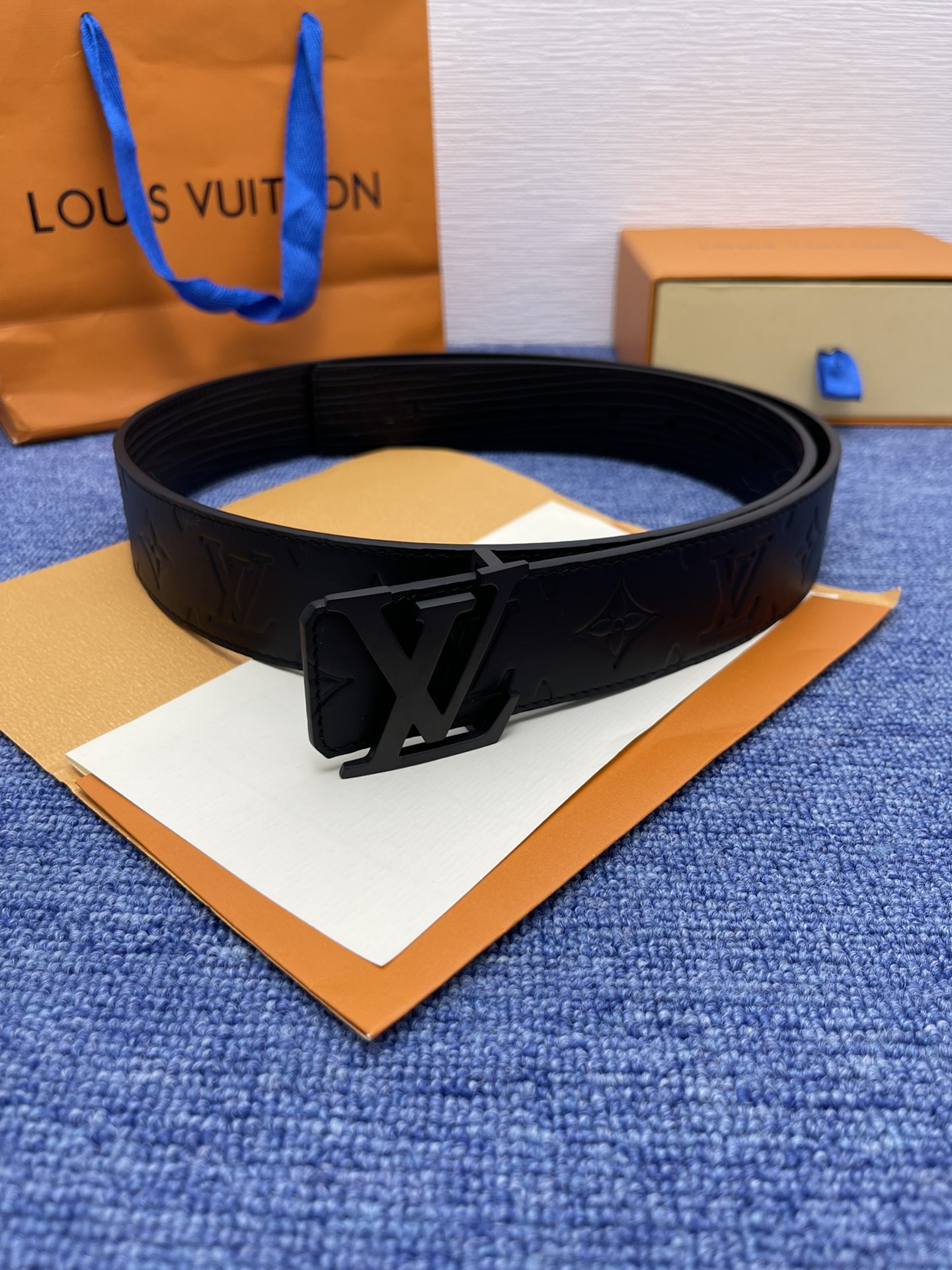Louis Vuitton LV Leather Belts 1:1 Mirror Version