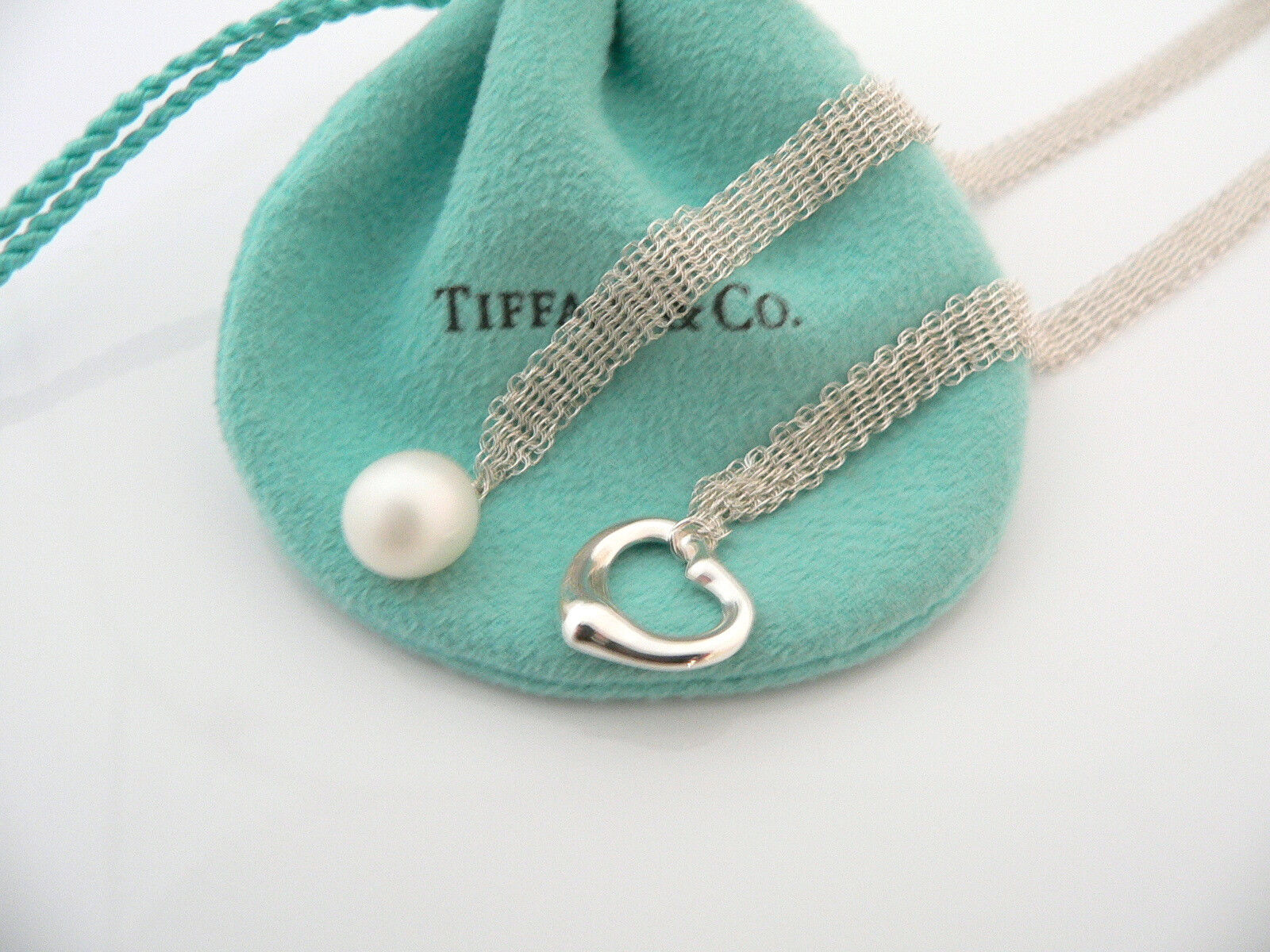 Tiffany & Co Open Heart Necklace Pearl Pendant Charm 25 Inch Mesh Gift Pouch Art