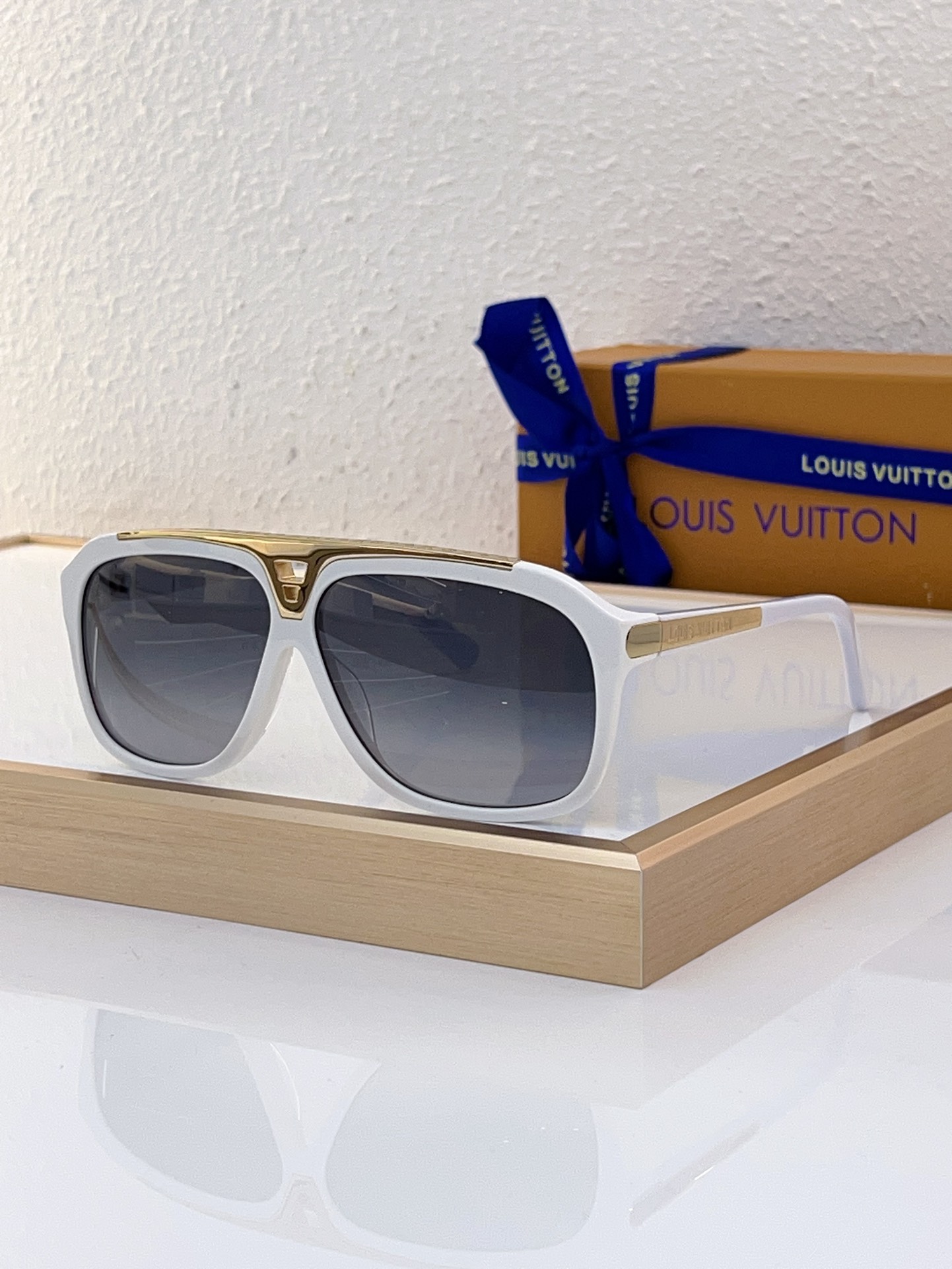 Louis Vuitton LV Sunglasses