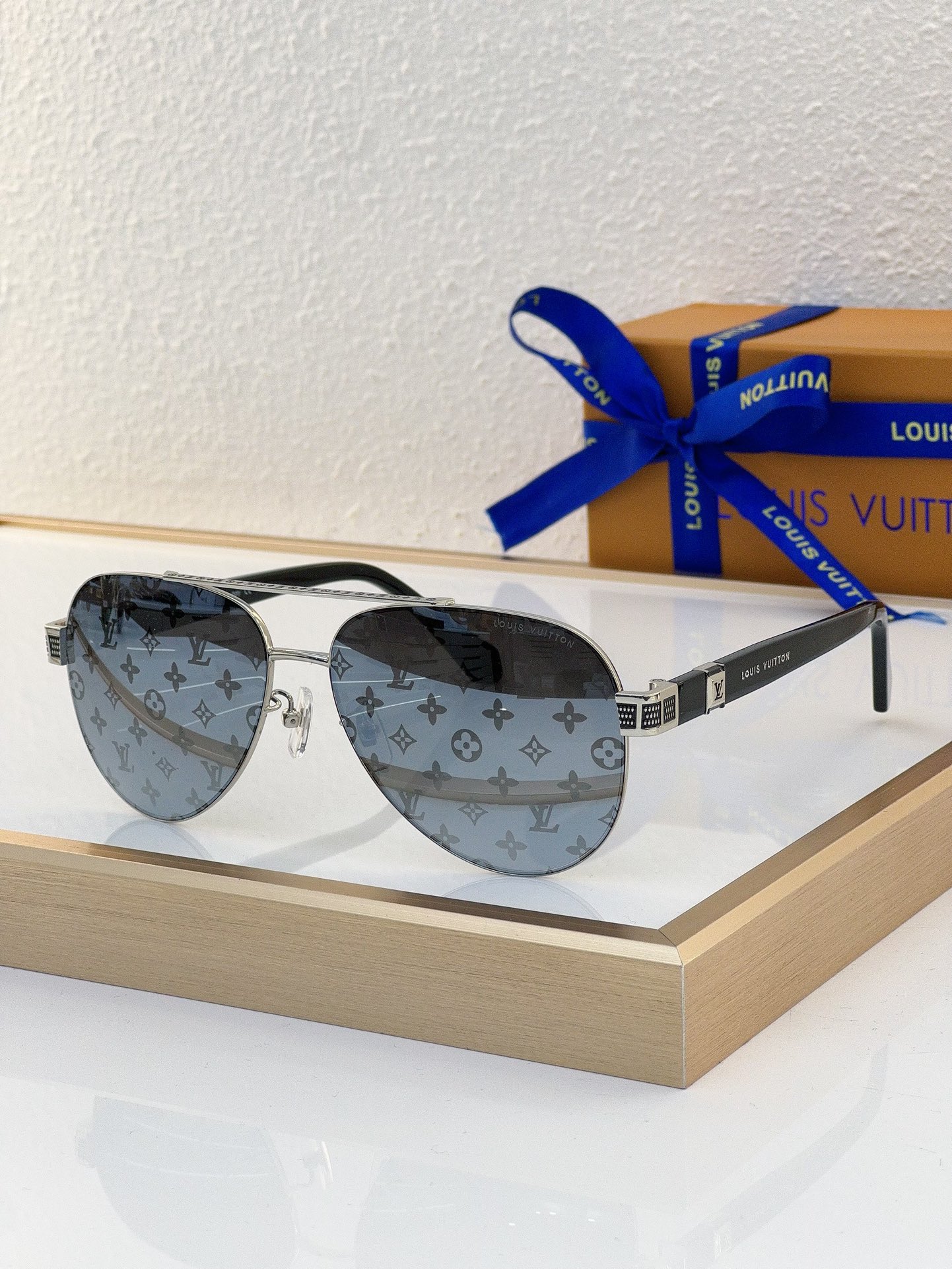 Louis Vuitton LV Sunglasses