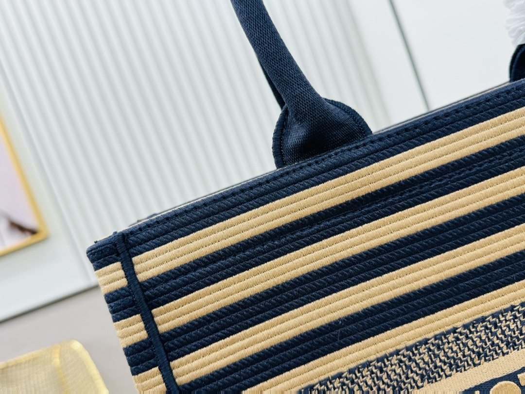 Dior Book Tote Thick Thread Thick Fabric Shoulder Bag Handbag