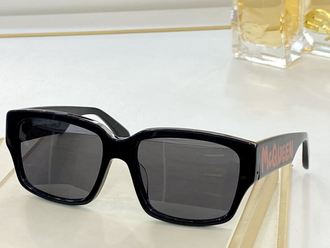 Alexander McQueen Sunglasses