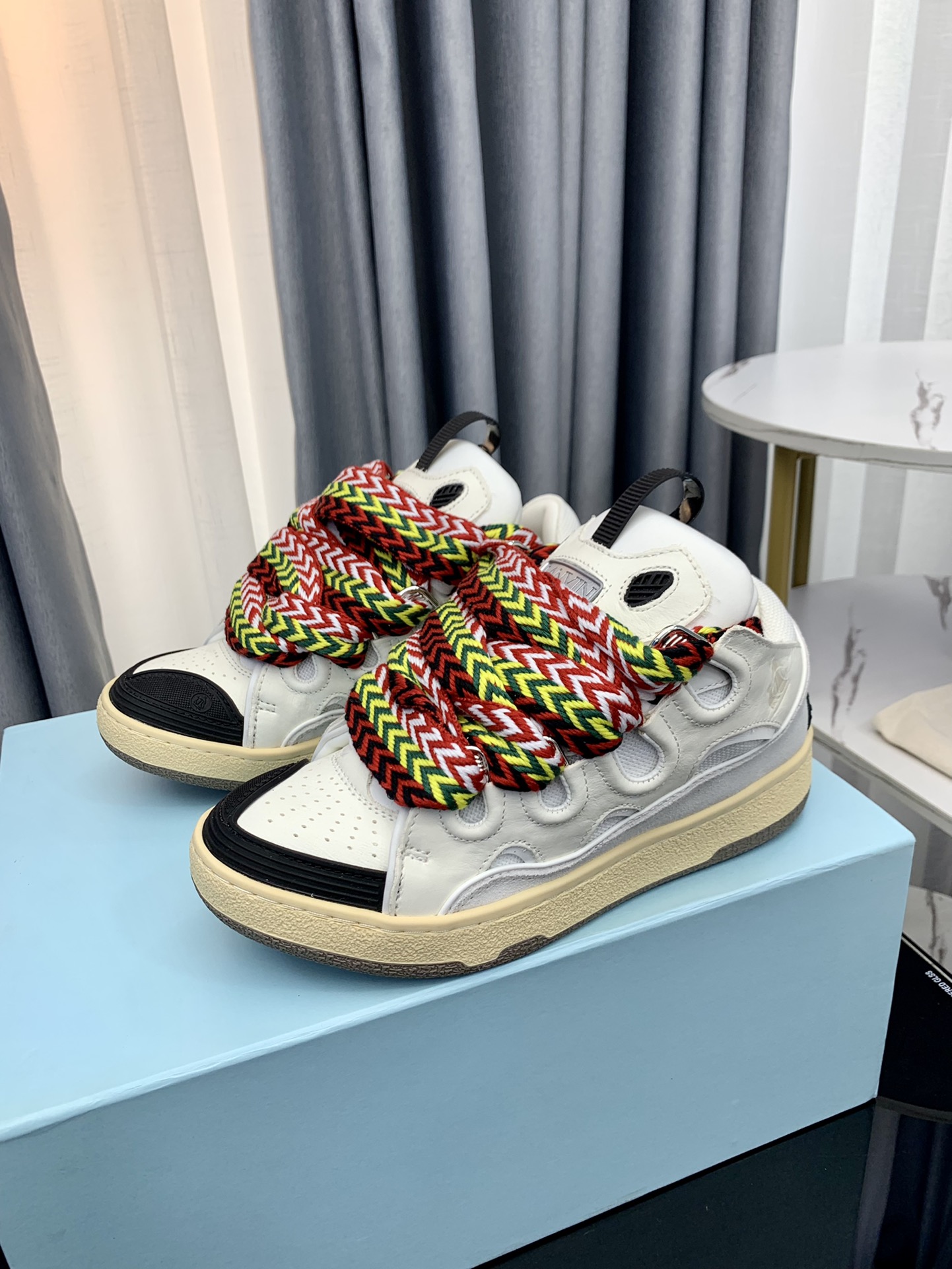 Lanvin LEATHER CURB SNEAKERS(Replica)