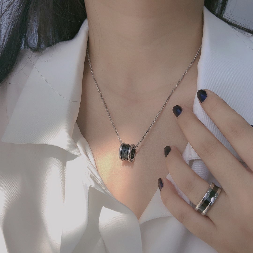 Bvlgari SAVE THE CHILDREN NECKLACE