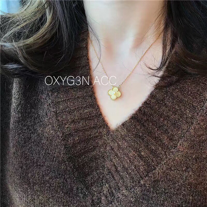 Van Cleef & Arpels Gold Mother-of-Pearl Four-Leaf Clover Necklace, Vintage Alhambra pendant