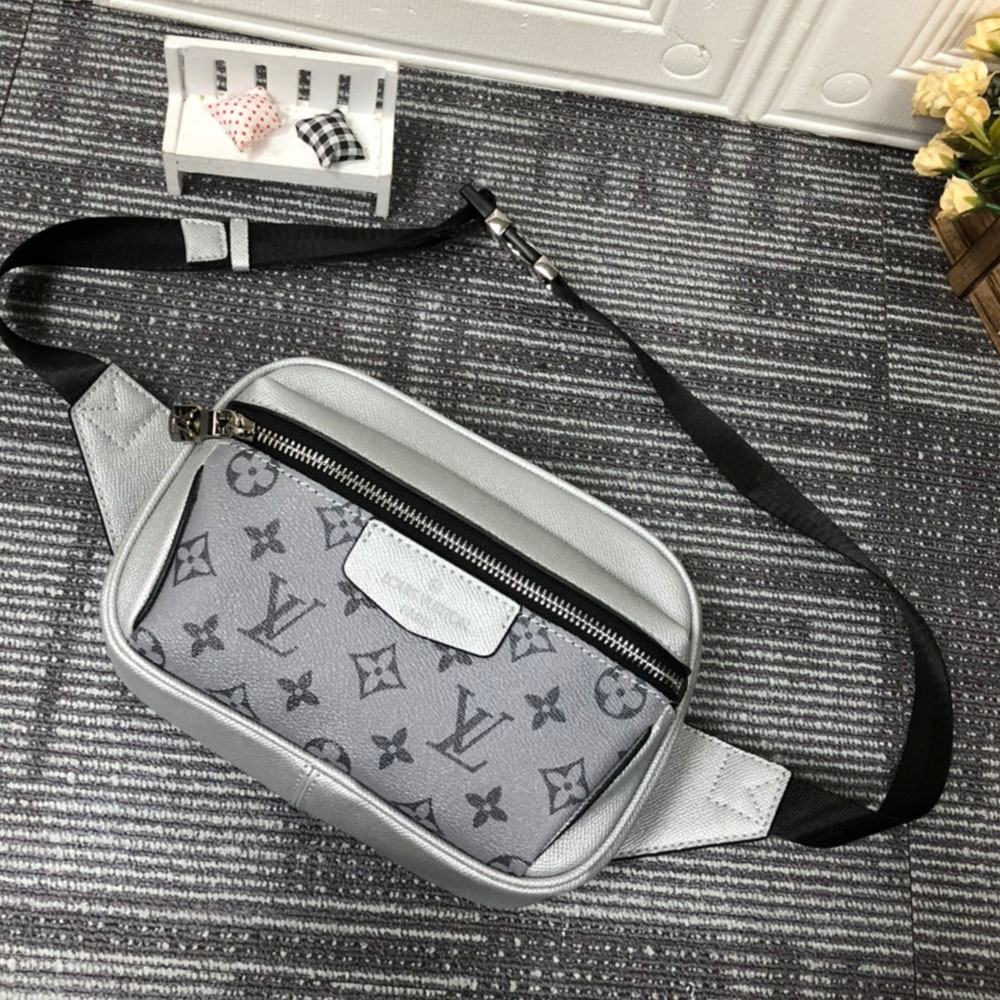 Louis Vuitton LV Outdoor Messenger Bag(Replica)