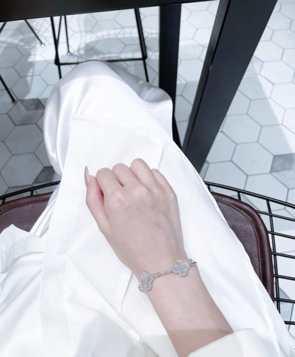 Van Cleef Bracelet Dupe, White Clover Bracelet, White Gold