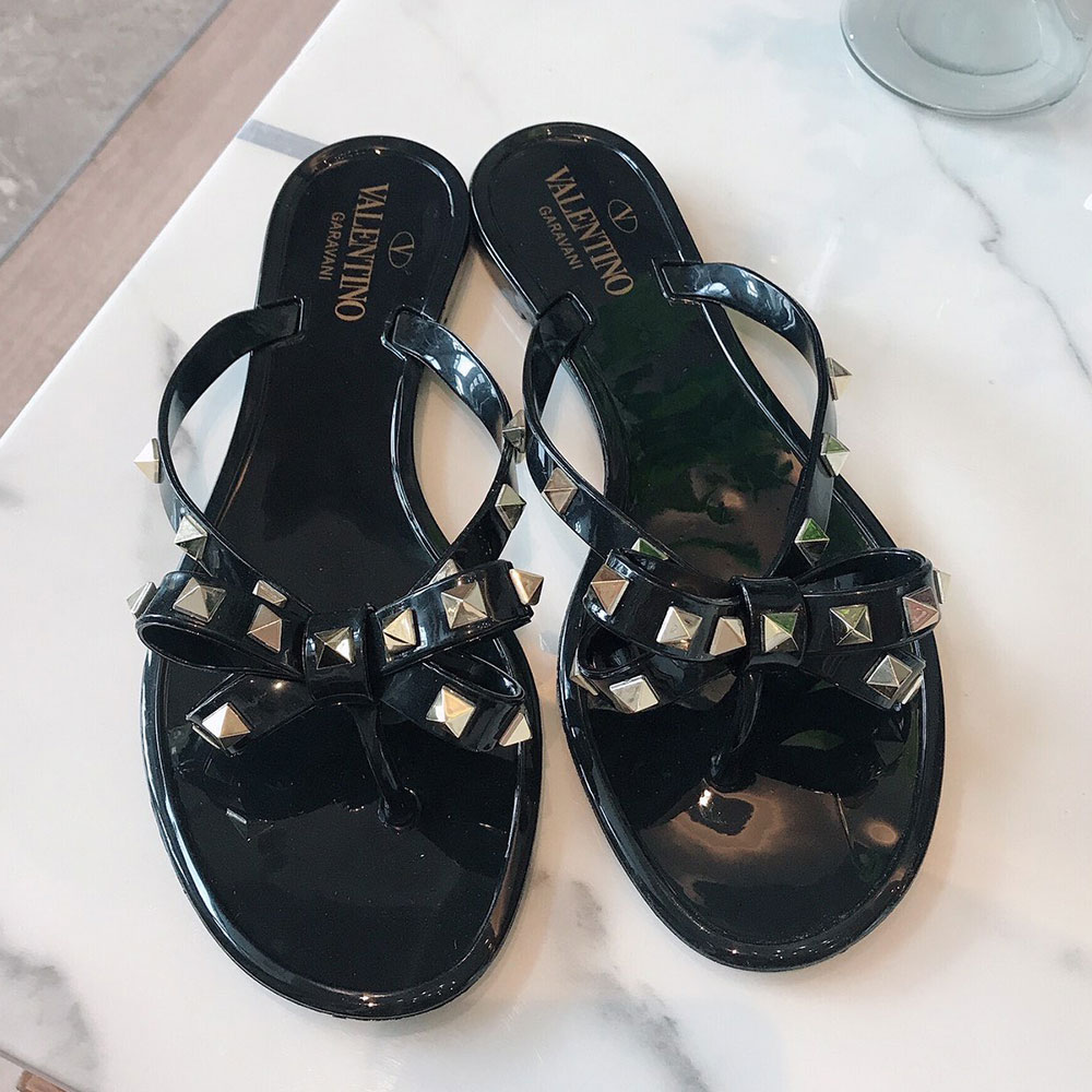 Valentino Rockstud Casual Flip flops Slide Sandal (Replica)