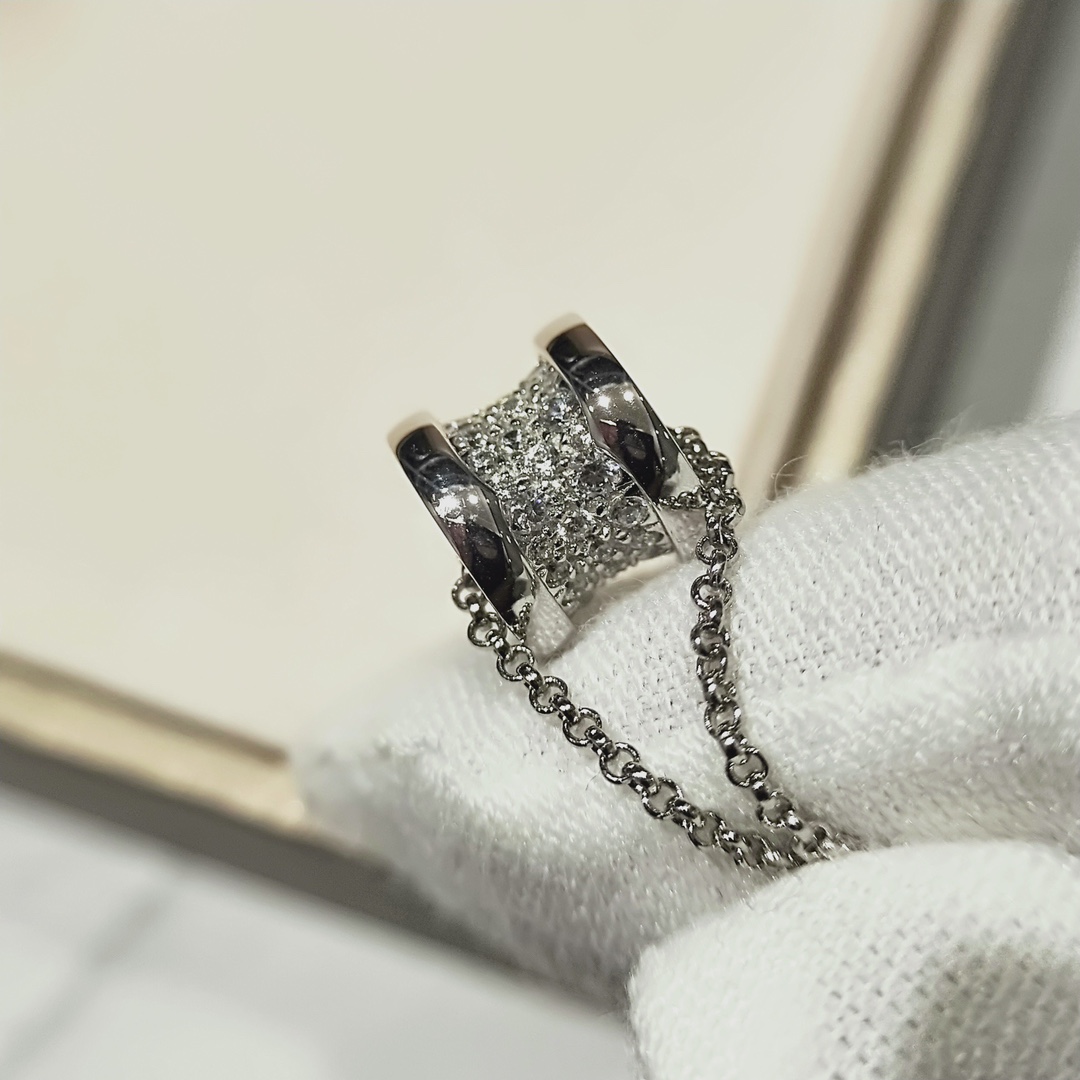 Bulgari B.ZERO1 NECKLACE