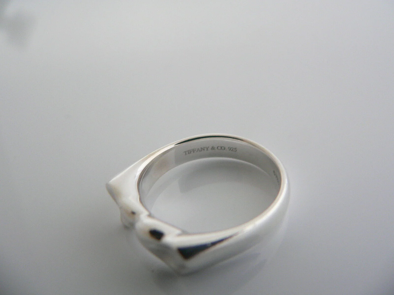 Tiffany & Co Peretti Heart Ring Silver Love Promise Band Sz 6.5 Gift for Her Art