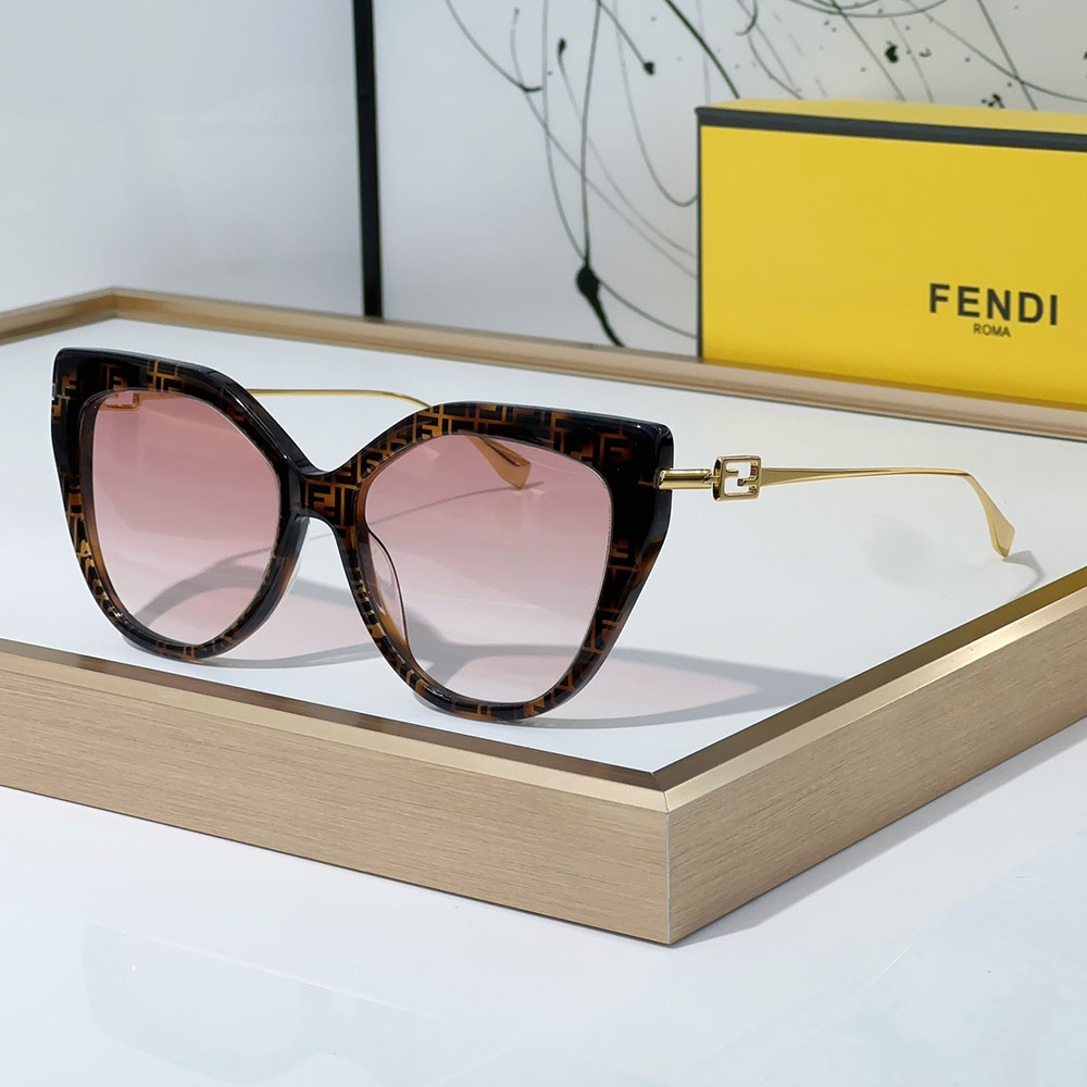 Fendi  Thin-framed Sheet Metal on The Sides Sunglasses Top quality （Replica）