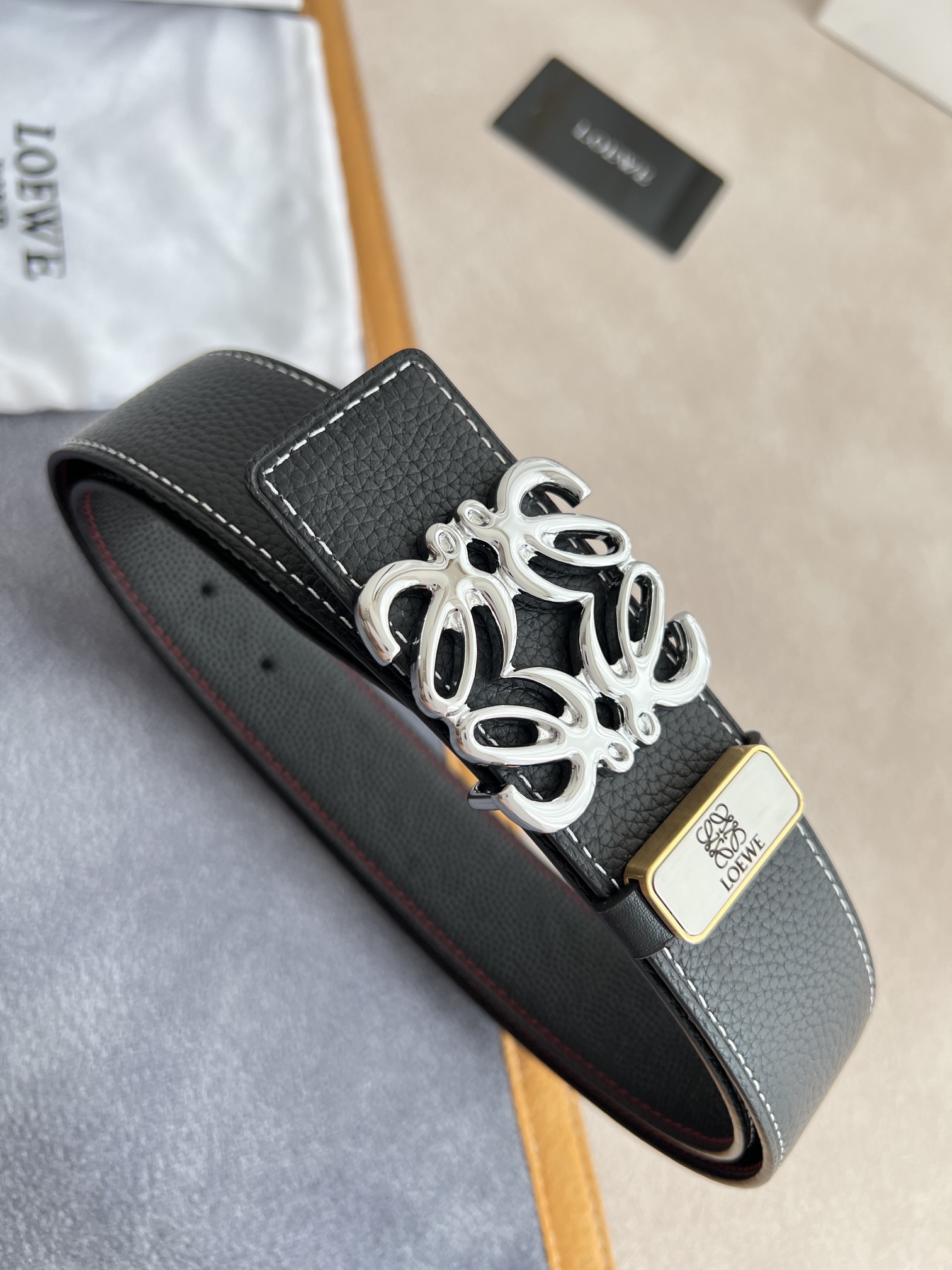 Loewe Leather Belts 1:1 Mirror Version