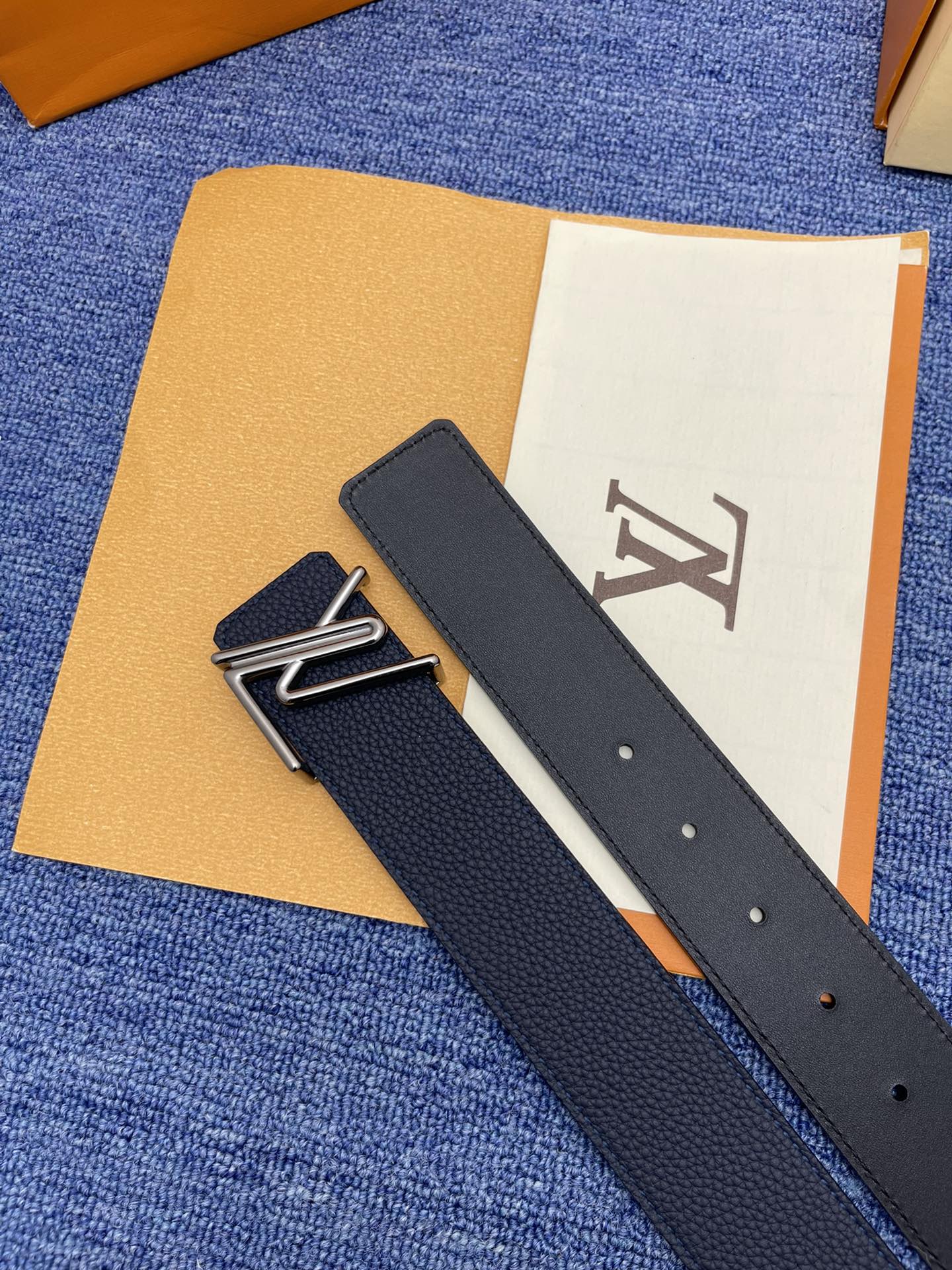 Louis Vuitton LV Leather Belts 1:1 Mirror Version
