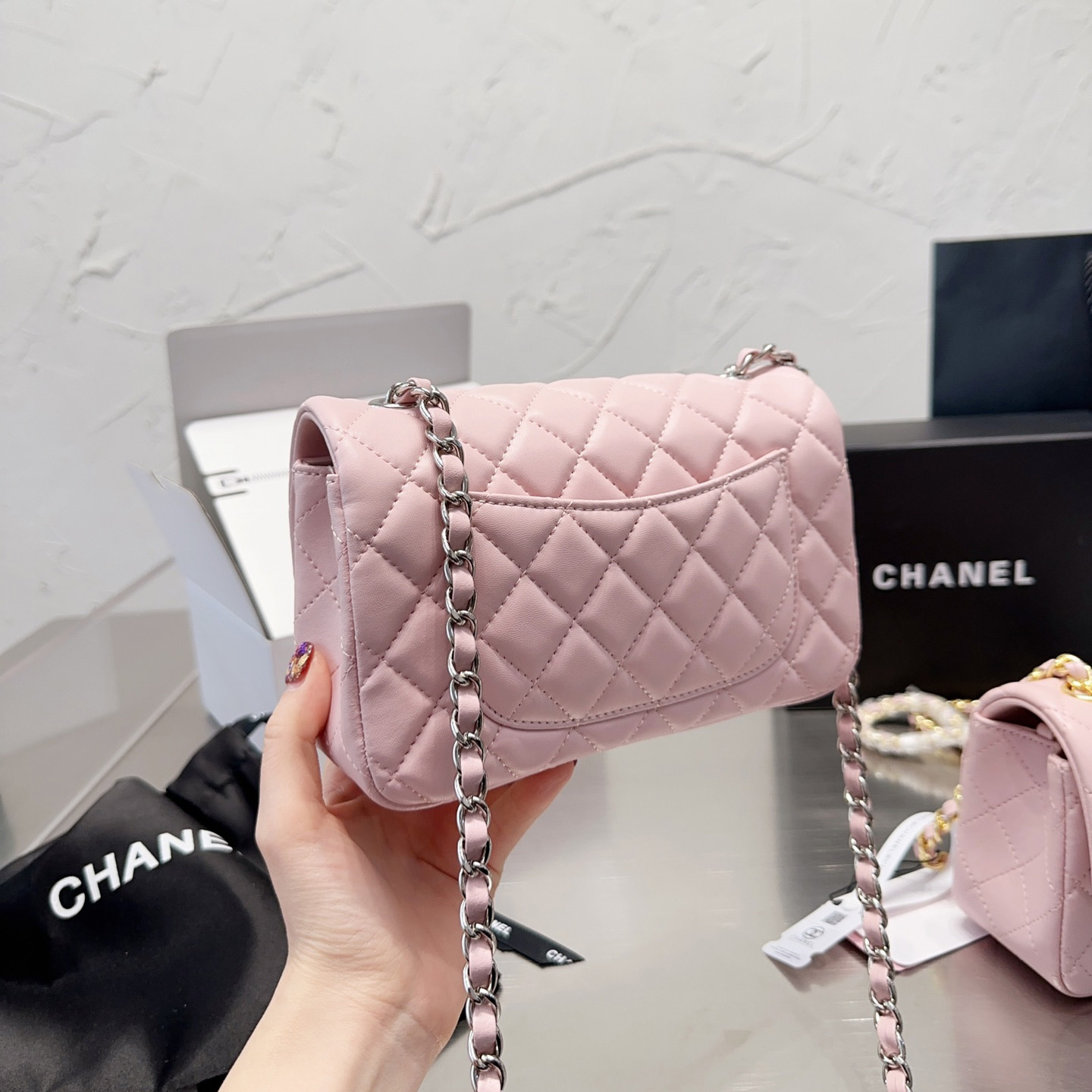 Chanel Classic Pink Flag Bag Small 20cm- Lambskin Shoulder Bag (Replica)