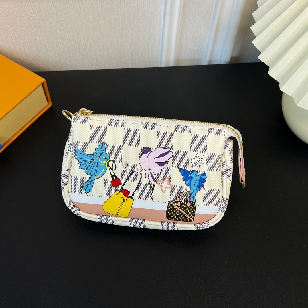 Louis Vuitton Multi Pochette Accessories Mini Bag Purse