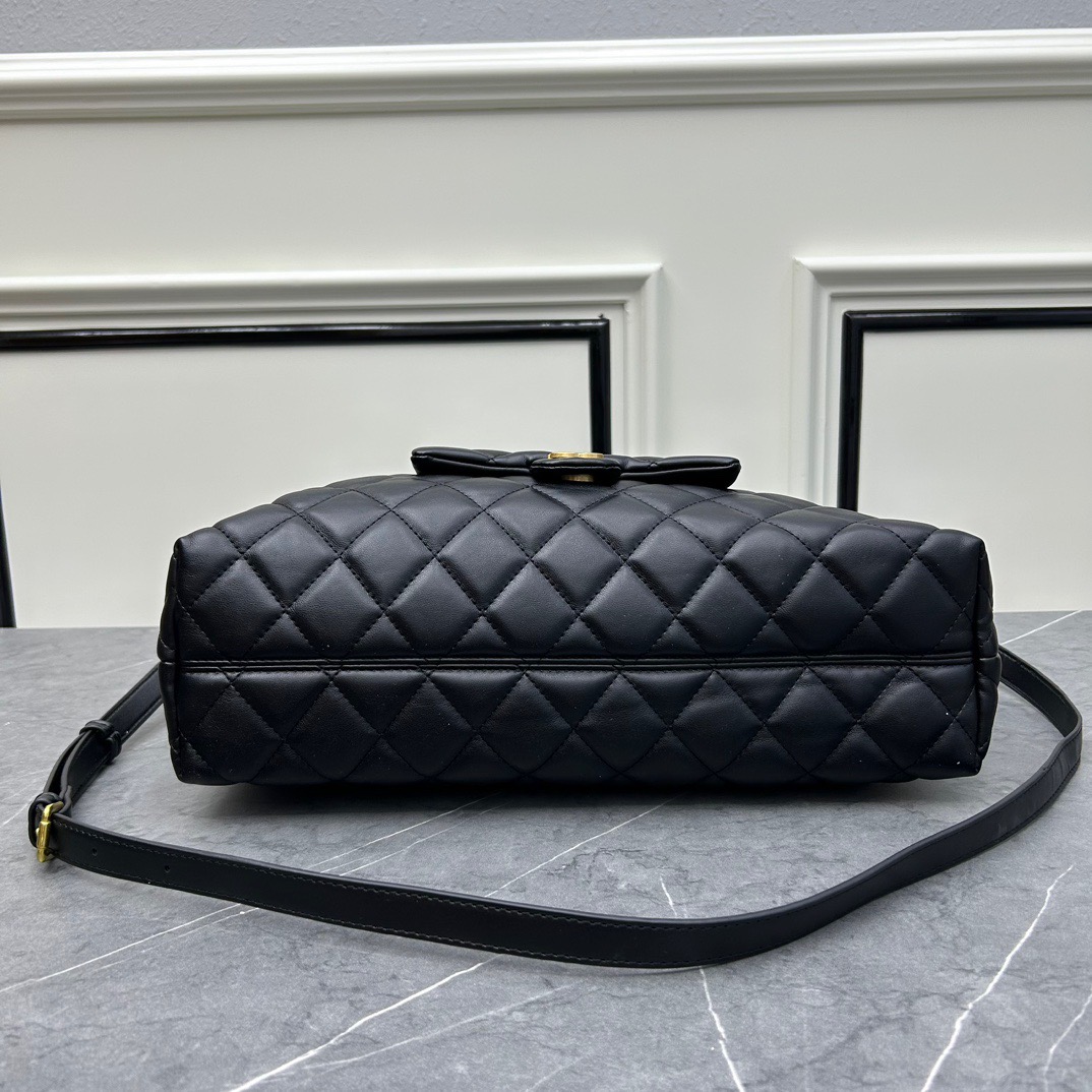 Chanel Hobo Calf Leather Shoulder Bag Handbag (Replica）