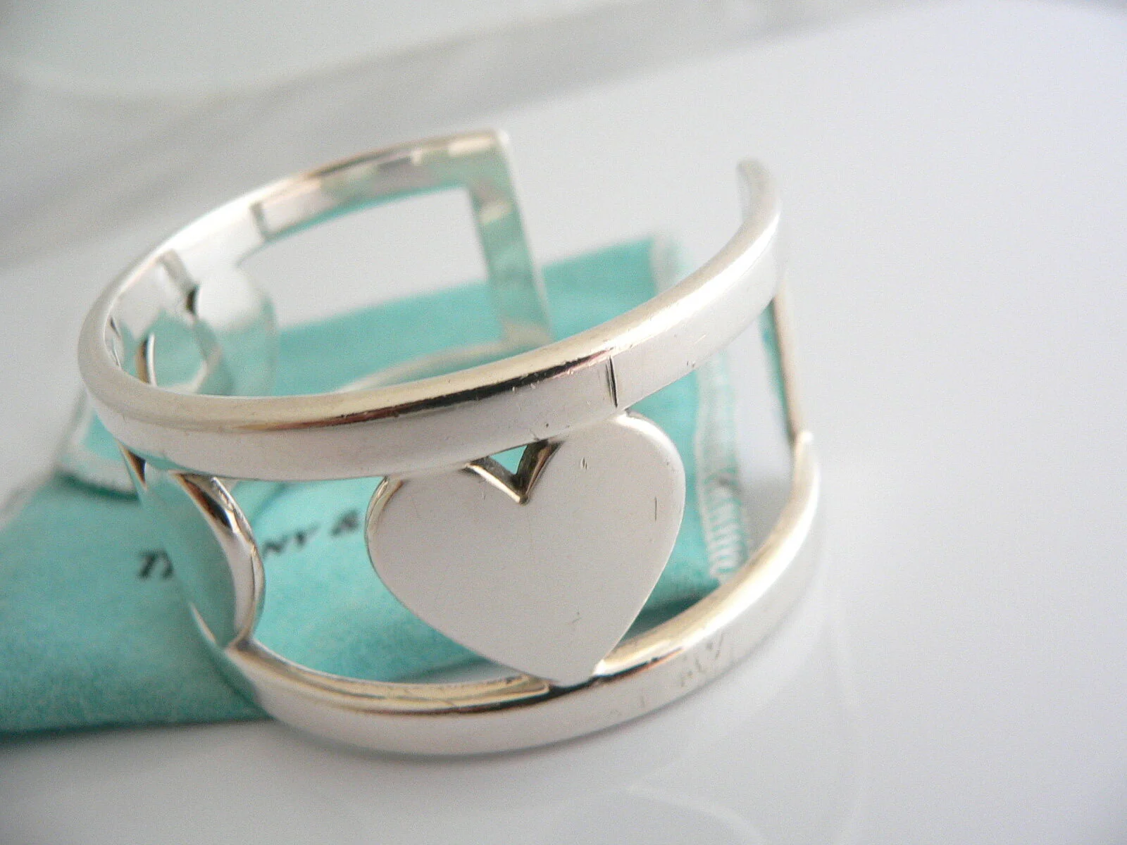Tiffany & Co Silver Heart Bar Cuff Bangle Bracelet Rare Gift Pouch Love Art