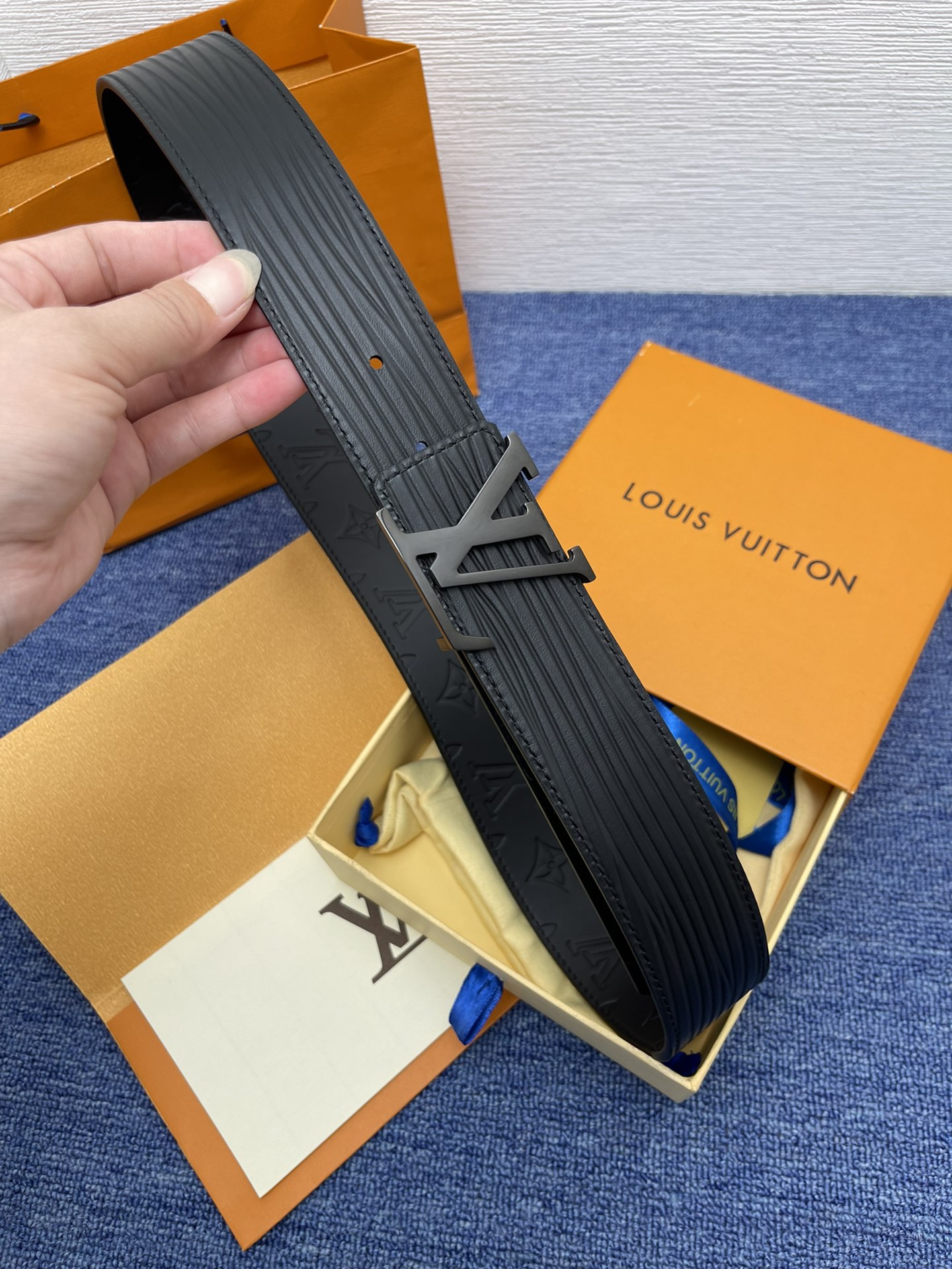 Louis Vuitton LV Leather Belts 1:1 Mirror Version