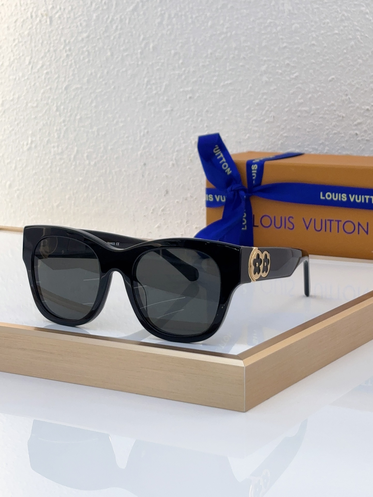 Louis Vuitton LV Sunglasses