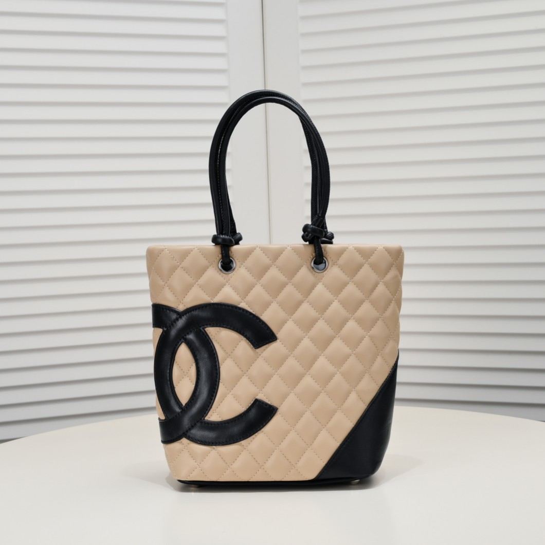 Chanel 24A Vintagep Shoulder Bag Handbag