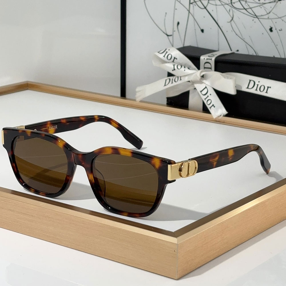Dior  Hinge Design Acetate Fibre sunglasses  Top quality  (Replica）